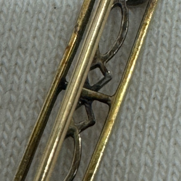 Antique Art Deco Solid 14K Gold and Blue Topaz Bar Pin - Picture 7 of 14